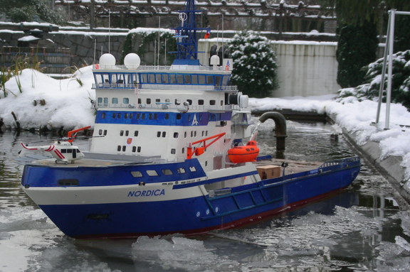 Eisbrecher Nordika im Element 08